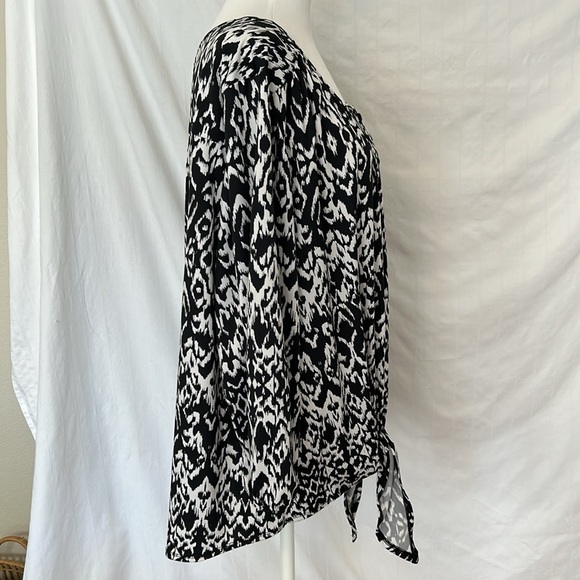 New Directions Black and White Button Up Blouse with Front Tie Sz 2X - Picture 6 of 12